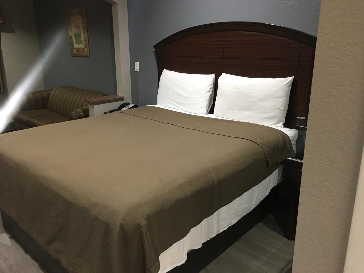יוסטון Regency Suites Iah Beltway 8 מראה חיצוני תמונה